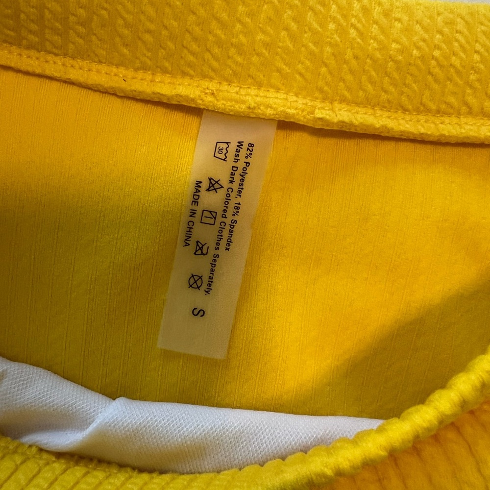 Yellow Bikini - Picture 3 of 6